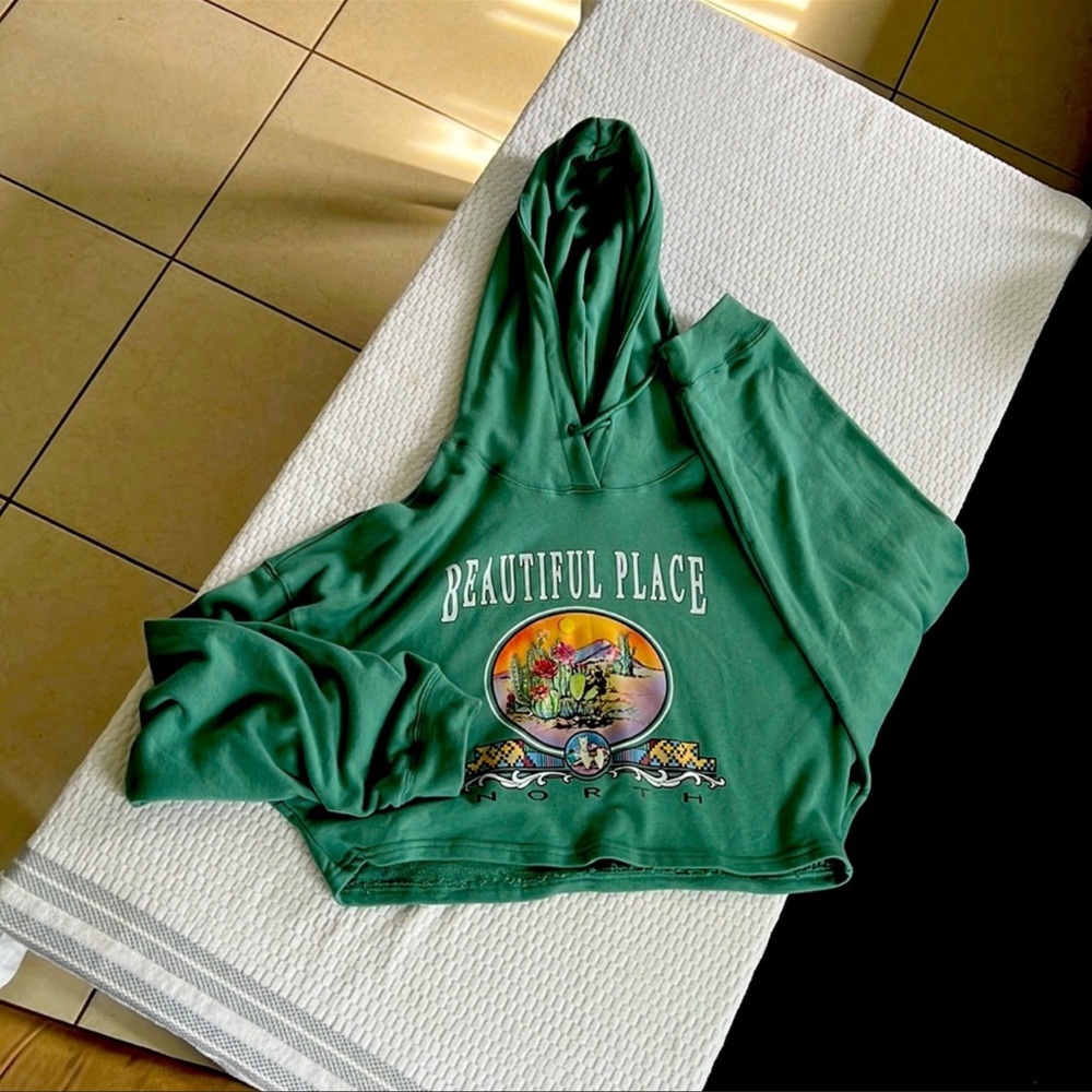 Clothes - Picture 3 of 3